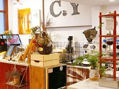 -C.Y Cafe