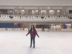 -冠军冰场CHAMPION RINK(环球银泰城店)