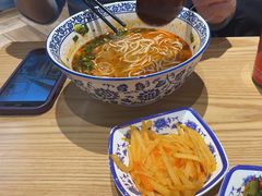 -舌尖尖·兰州牛肉面(浦东机场店)