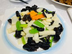 西芹百合炒酿木耳-顺德佬华侨城店·商务宴请·团建