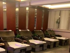 -鸿鹄足浴店(东门店)