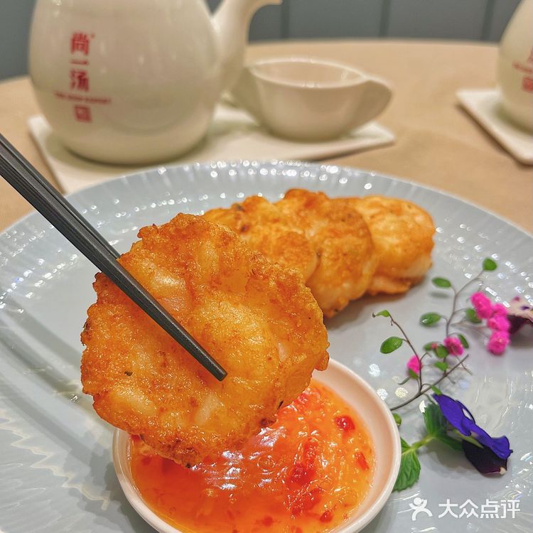 ⭕️杭州探店|风靡上海14年的轻奢粤菜餐厅杭州首店登陆奥体