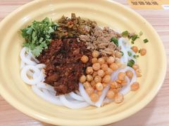 鸡肉拌米粉-吴佳拌米粉(川大店)