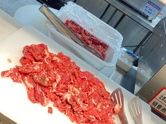 -嘎琉鲜切牛肉自助火锅