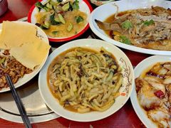 -聚首堂·特色小吃·肘子(什刹海德胜门店)