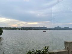 -湖畔居茶楼(湖滨店)