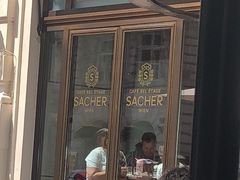 -Cafe Sacher(WIEN)