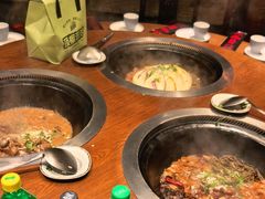 -万里闯关东铁锅炖菜馆(高新旗舰店)