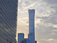 -北京国贸CBD华贸中心亚朵酒店
