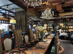 -领鲜活海鲜榴莲自助火锅(东门店)