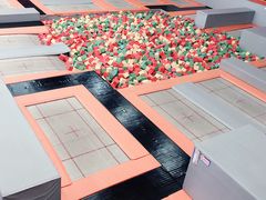 -超人空间竞技场·轰趴团建蹦床主题公园