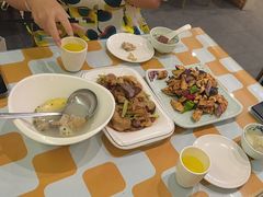 -钟记家菜(红专南路店)
