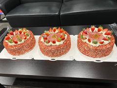 -皇冠幸福里动物奶油生日蛋糕(中山大道二中店)