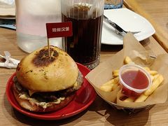 -必胜客(唐百友谊店)