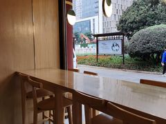 靠窗位-建新园过桥米线(金碧广场店)