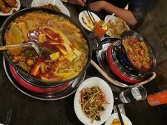 -湘肠香火锅店(团结湖店)
