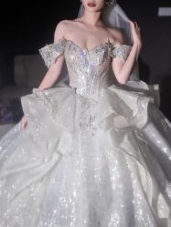 -欣薇婚纱(新源乐汇城店)