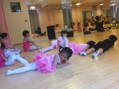 -雅米拉艺术中心(少儿舞蹈培训)