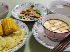 -鲸励母婴月嫂(望京店)