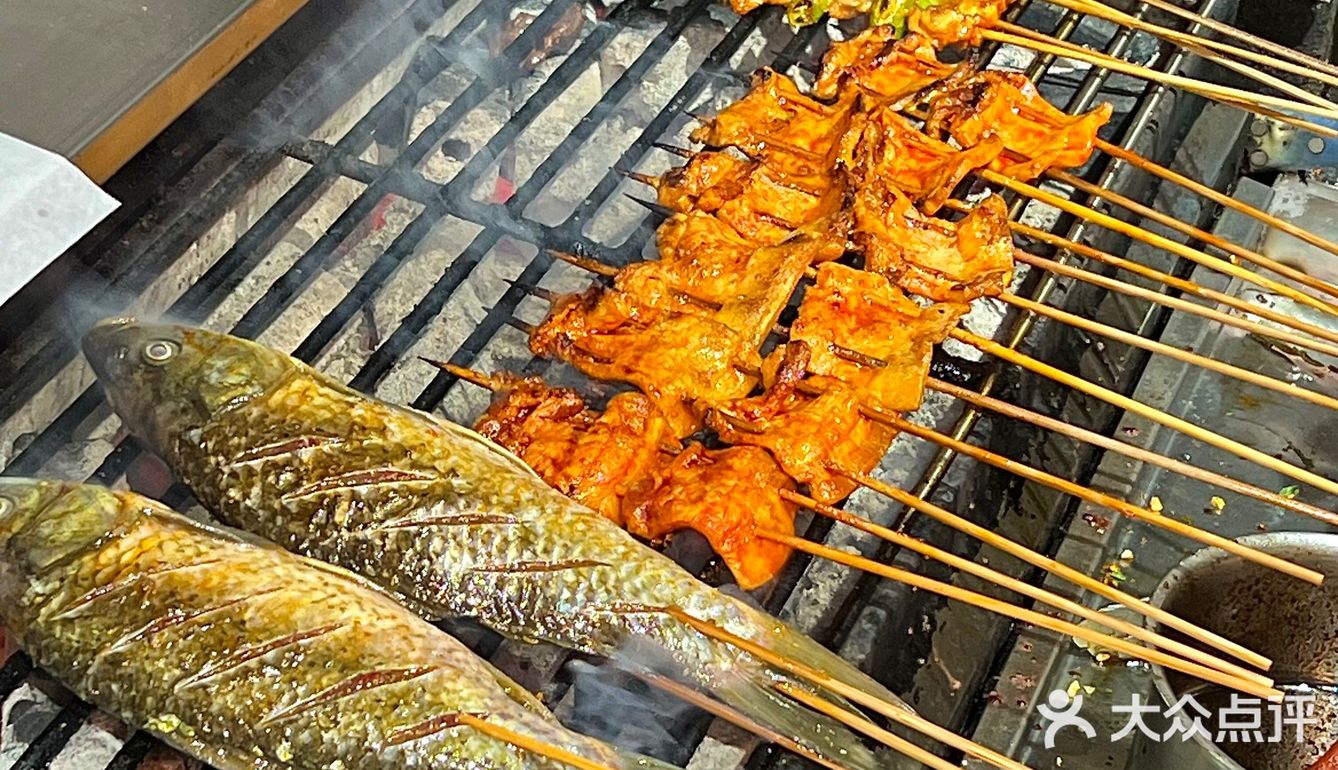 深夜食堂の扫地僧！宵夜被李氏承包了！