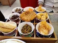 -鸡遇虾煲干锅火锅(小寨金莎店)