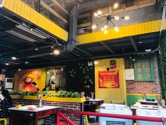 -钢管厂五区小郡肝串串香(奥克斯广场锦城万达店)