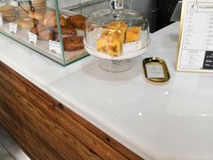 面包甜点陈列柜-常识咖啡common sense(春熙路店)
