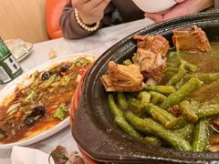 -小二锅贴私家菜(新世纪步行街第二大街店)