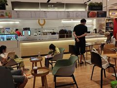 -新华书店(保利水城店)