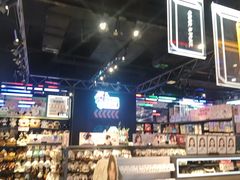 -环球国际影城(天鸿广场LUXE巨幕店)