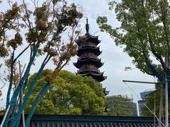 -龙华寺