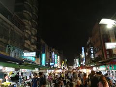 -六合夜市