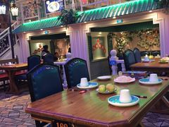大堂-巴特餐饮6加1音乐餐吧·新疆菜
