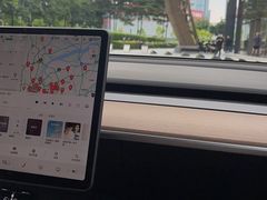 -TESLA 特斯拉(广州天环广场体验店)