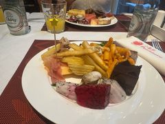 -小蕃茄意大利餐厅(开发区时尚天街店)
