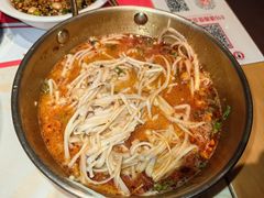 -老佛爷炭火蛙锅直营(清滨路总店)