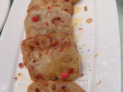 鹅肝酱煎藕饼/例-亢龙太子酒轩·花园店