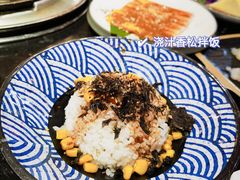 浇汁香松拌饭-鹤江桥·红油牛肉粉(SKP店)