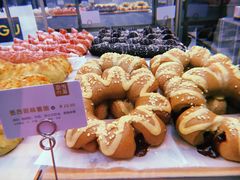 -奈雪的茶(市百一店)