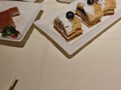 芝士蓝莓拿破仑-利苑酒家(宜安广场店)