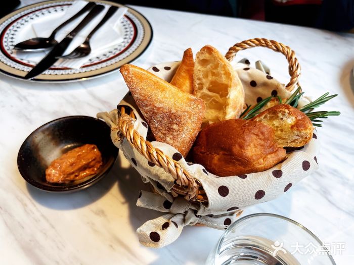 九月里.自由花园餐厅图片