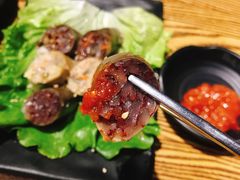 -吴草鸡爪오초닭발韩食堂(融恒盈嘉中心店)