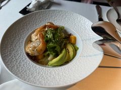 虎皮虾藜麦牛油果色拉-弦月窗LUNETTE BY AMANDA(复兴路店)