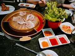 -猪啊牛呀羊啊铜盘烤肉(正大广场店)