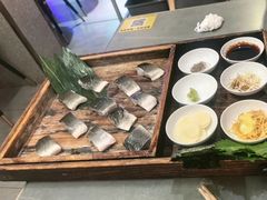 -围炉肉舍•炭烤活鳗•丹东海鲜烤肉(步行街店)