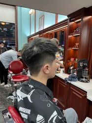 -绅仕門男士理发馆