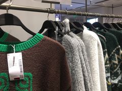 -URBAN REVIVO(欢乐海岸购物中心店)