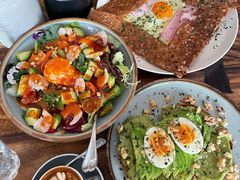 虾仁牛油果沙拉-RAC BAR(安福路店)