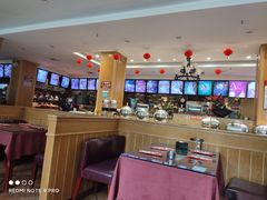 -吉布鲁牛排烤肉海鲜自助(大英商业街店)