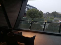 -上海滴水湖皇冠假日酒店